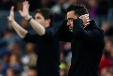 Un futbolista que debe jugar el Mundial, podría estar haciendo todo lo posible para llegar bien con su selección y Xavi lo habría notado.