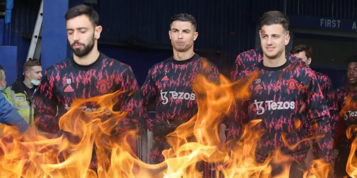 Un portugués del Manchester United no lo quiso saludar al llegar a la concentración del Mundial de Qatar.