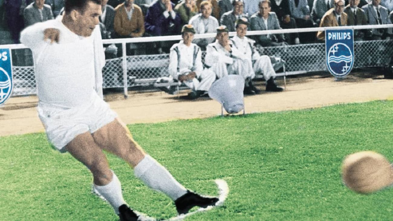 Un recorrido por la vida de un delantero tan inolvidable, que se hizo premio a la eficacia en las redes para todos los aficionados del planeta fútbol. Detalles de una carrera única.