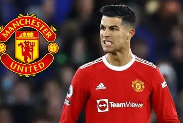 Una foto subida en redes sociales muestra el conocido descontento de CR7 en el club inglés.