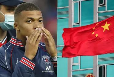 Una de las joyas del fútbol mundial juvenil compartió plantel con Mbappé y hoy se va a Asia para seguir con su carrera.