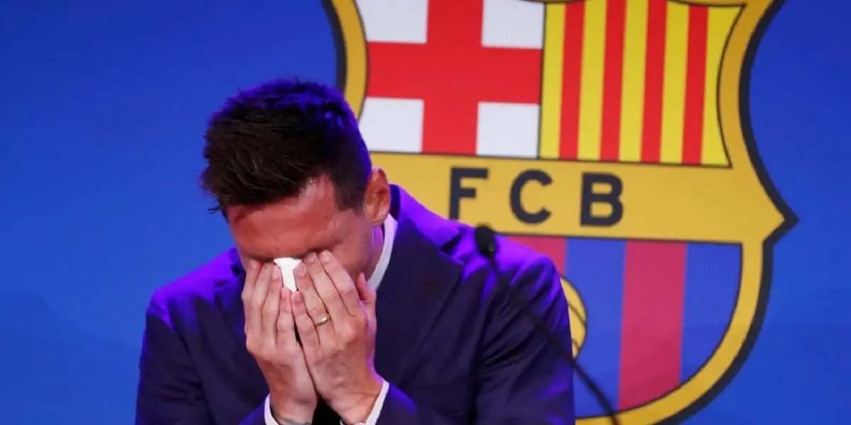 Una persona anónima dice tener el pañuelo con el cual Messi secó sus lágrimas en la despedida del FC Barcelona. El valor que le adjudicó al mismo es astronómico.