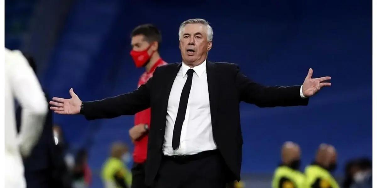 Una polémica jugada en los primeros 15 minutos de partido.