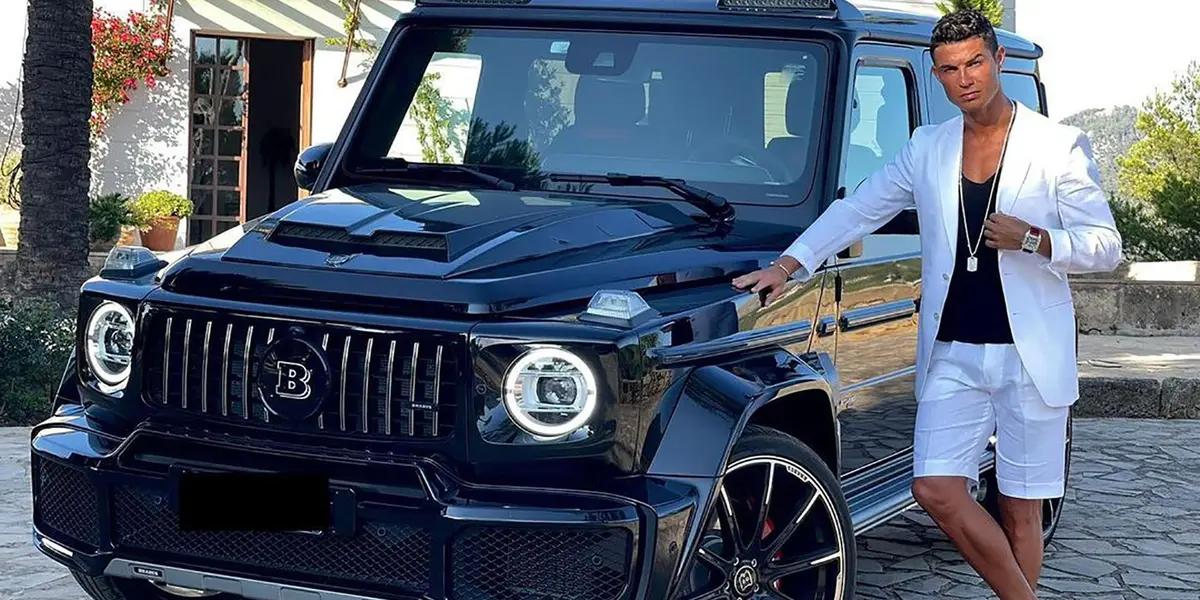 Uno de los mejores futbolistas de la historia, Cristiano Ronaldo, recibió un regalo que no se olvidará en la vida. Su Novia, como presente de cumpleaños le obsequió una camioneta de edicion limitada, la cual solo cuenta con 10 unidades.