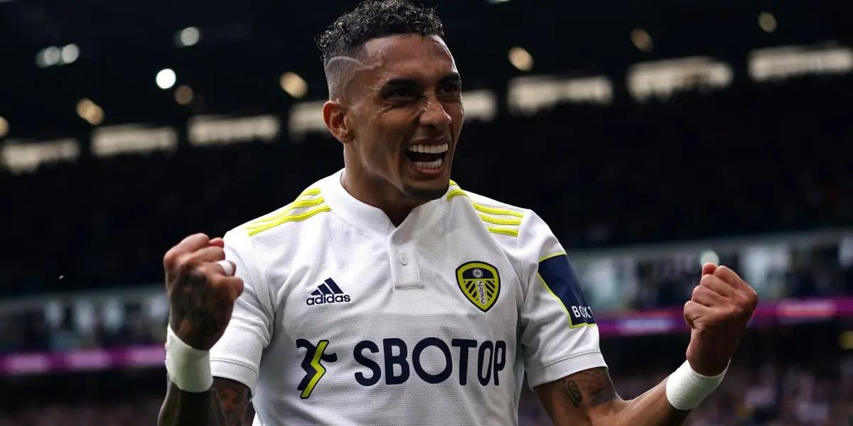 Uno de los objetivos que tiene el Barcelona de cara a reforzar la plantilla es la contratación de Raphinha. El extremo brasileño gusta mucho a la Dirección Deportiva culé y le vienen siguiendo desde hace tiempo