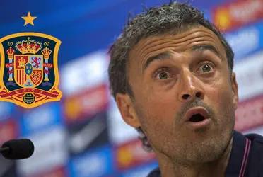 Uno de los referentes históricos del club merengue, inesperadamente brindó su apoyo al seleccionador nacional en u tema muy polémico.