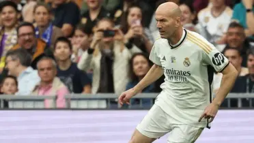 (VIDEO) Con 51 años, Zidane levantó a todo el Bernabéu con estas jugadas mágicas