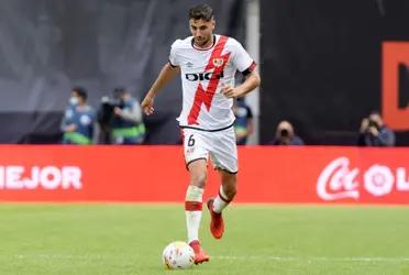 Villareal se anticipó a todos y cerró el fichaje de Santi Comesaña. El centrocampista revelación del equipo de Vallecas jugará en el submarino amarillo, por el cual se abonaron 4 millones de euros por su pase.