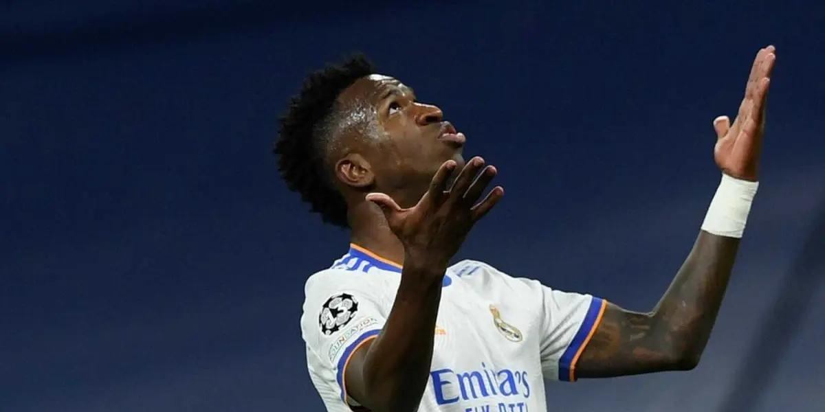 Vinícius Júnior es la gran sensación del Real Madrid. A continuación te mostramos sus lujos, su gran mansión en La Moraleja y sus automóviles.