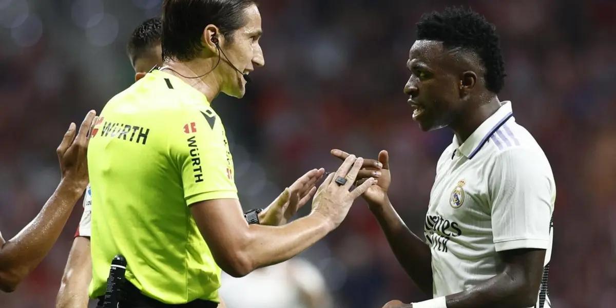 Vinicius Junior ha causado polémicas por sus reacciones con los referís, pero nunca salir expulsado