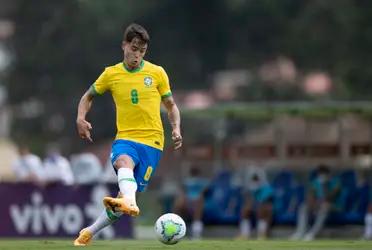 Vinicius Zanocelo, mediocentro de 21 años, juega en el Santos cedido desde hace un año por la Associação Ferroviária de Esportes. Betis y Sevilla se interesaron en el brasileño.