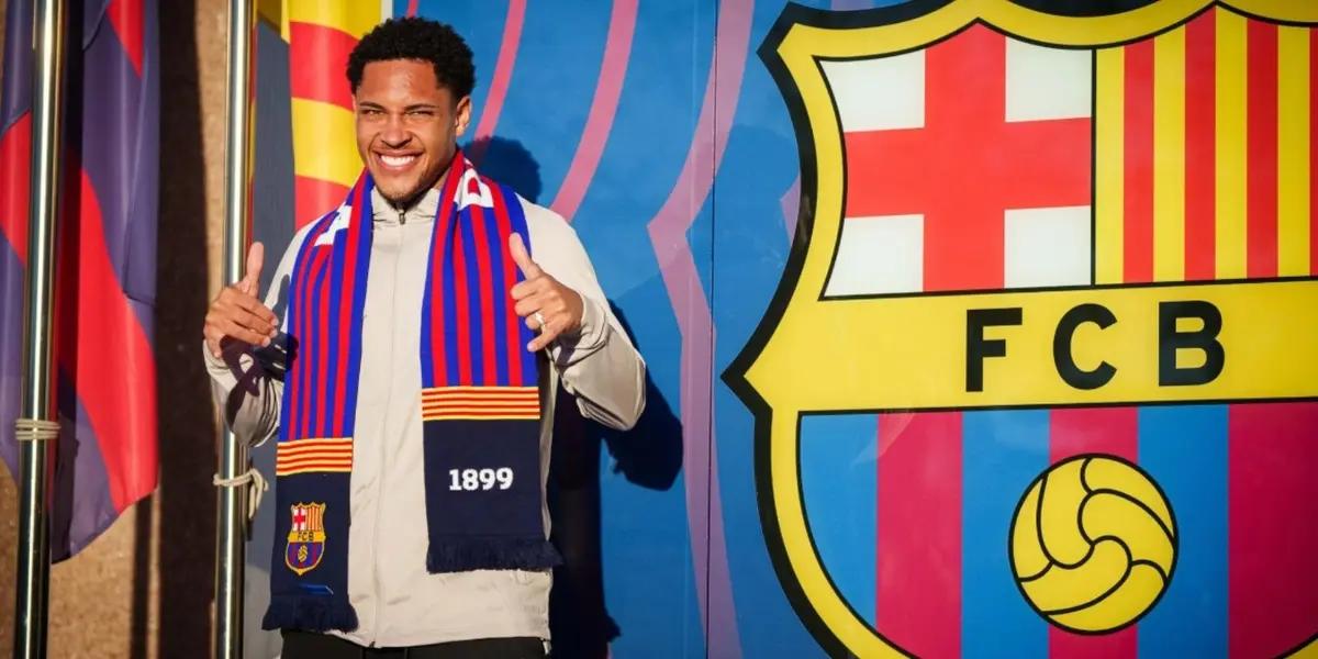 Vítor Roque ya estuvo en los entrenamientos del FC Barcelona y mira con quién apareció