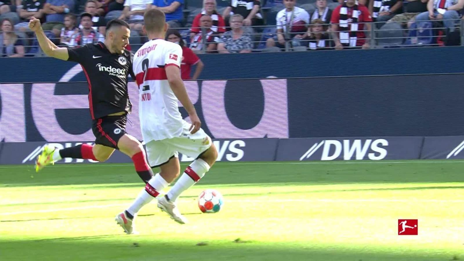 West Ham United Football Club recibe a Eintracht Frankfurt en el Estadio Olímpico de Londres, por el partido de ida de la semifinal de la Champions League.