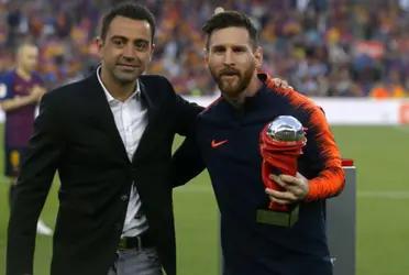 Xavi comentó desde Qatar que Lionel Messi tiene las puertas del club abiertas y que le gustaría entrenarlo en el algún momento.
