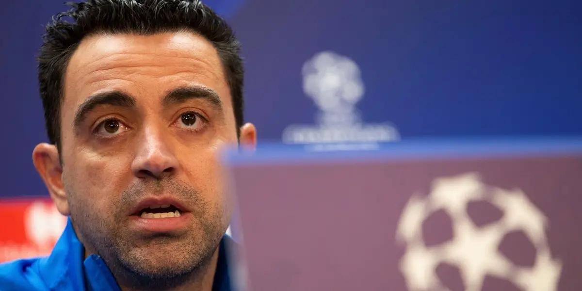 Xavi habría decidido que Riqui Puig correrá de atrás con respecto a sus compañeros, ya que tiene muchos jugadores en esa posición. Algo similar a lo que ya había hecho Koeman en su momento como entrenador, siendo muy criticado.
