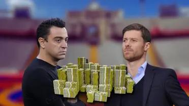 Xavi Hernández, entrenador del FC Barcelona, y Xabi Alonso del Bayer Leverkusen