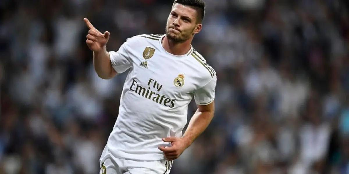 Zinedine Zidane le habría pedido a Florentino Pérez que el delantero serbio se quede en el club.