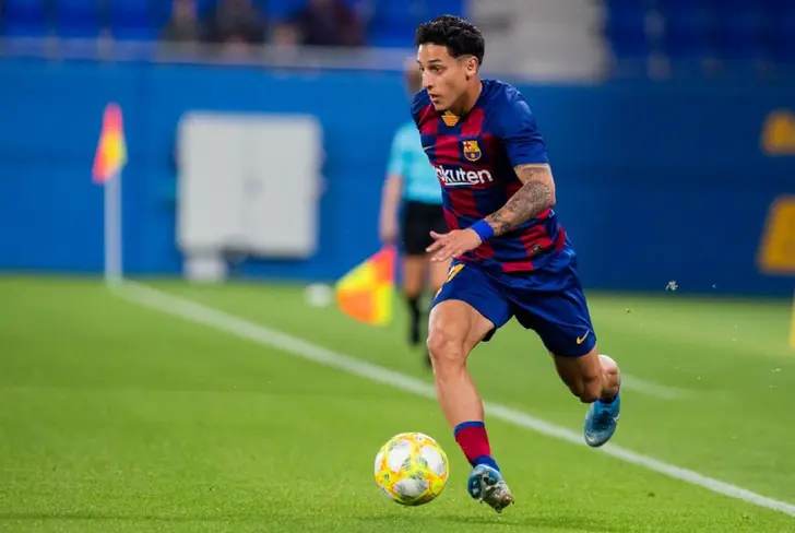 Kike Saverio con la camiseta del Barça&nbsp;