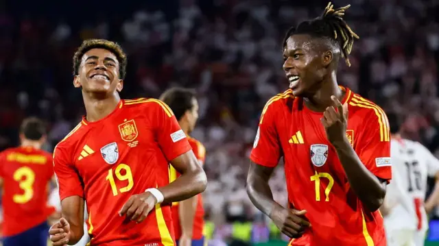 Lamine Yamal y Nico Williams / Foto: RFEF