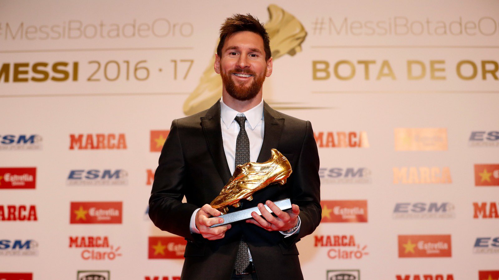 Mas botas online de oro